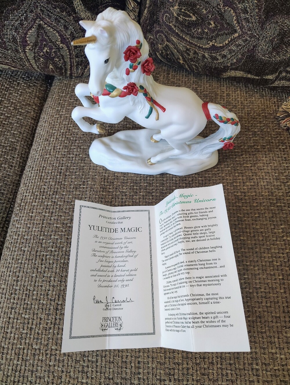 VTG Princeton Gallery “Yuletide Magic” Porcelain Unicorn Figurine 1993 w/ COA